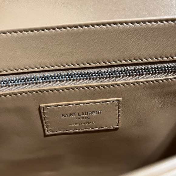 New Authentic Saint Laurent Fermoir Satchel - Picture 11 of 11